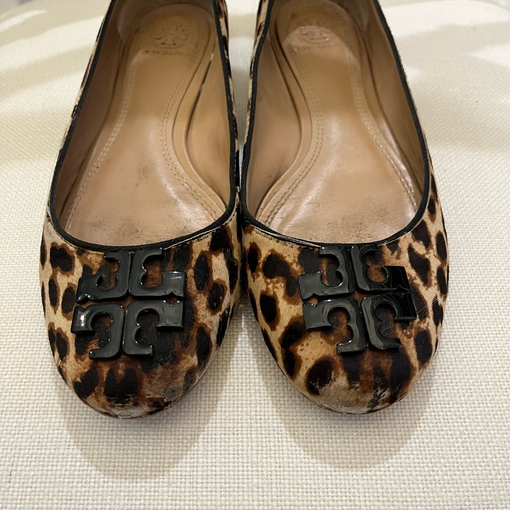 Tory Burch ballet flats in leopard print.  Size 8.5